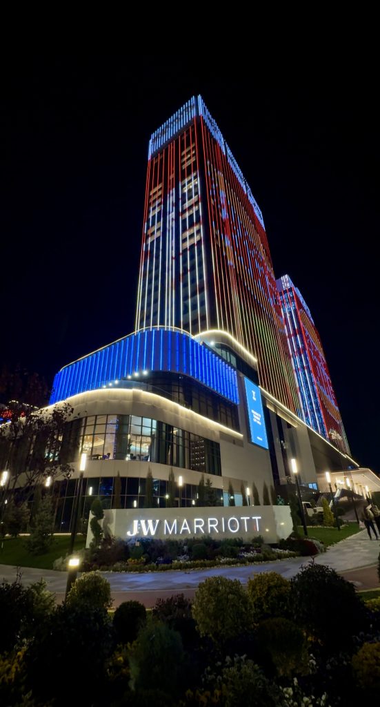 Имиджевая вывеска для TM «JW Marriott»