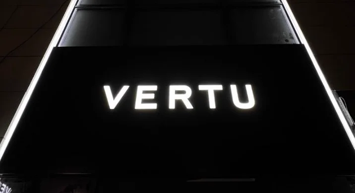 Vertu savdo nuqtasi uchun tashqi bezak