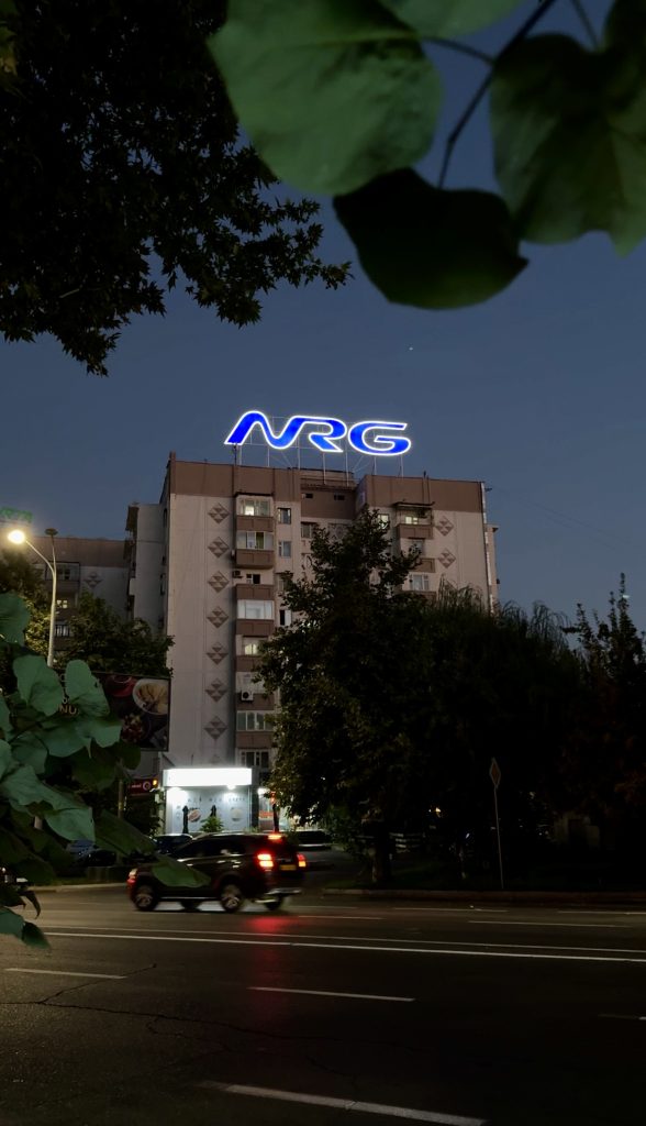 Как выбрать подрядчика по рекламному производству в Ташкенте